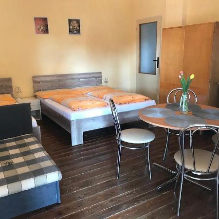 Apartman u Karla Veľký Meder Bagian luar foto