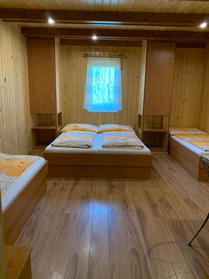 Apartman u Karla Veľký Meder Bagian luar foto